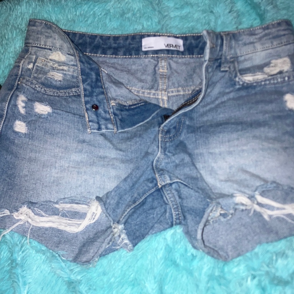 Cute jeans shorts